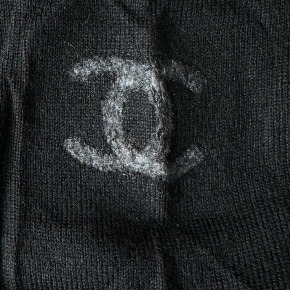 AUTHENTIC Chanel Uniform Full Zip Cardigan Sweater New Size Small - Picture 3 of 7